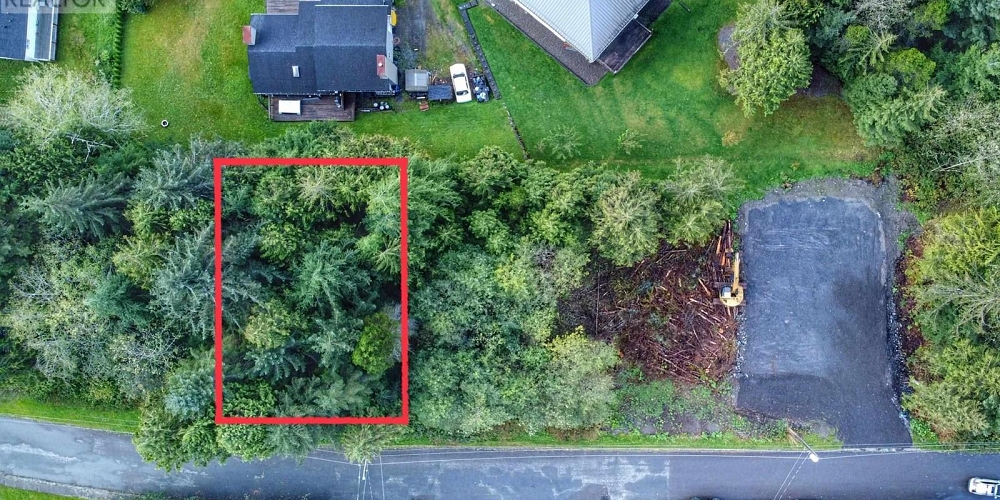 916 JUBILEE DRIVE Port Edward Photo 2 916 JUBILEE DRIVE Port Edward Photo 2